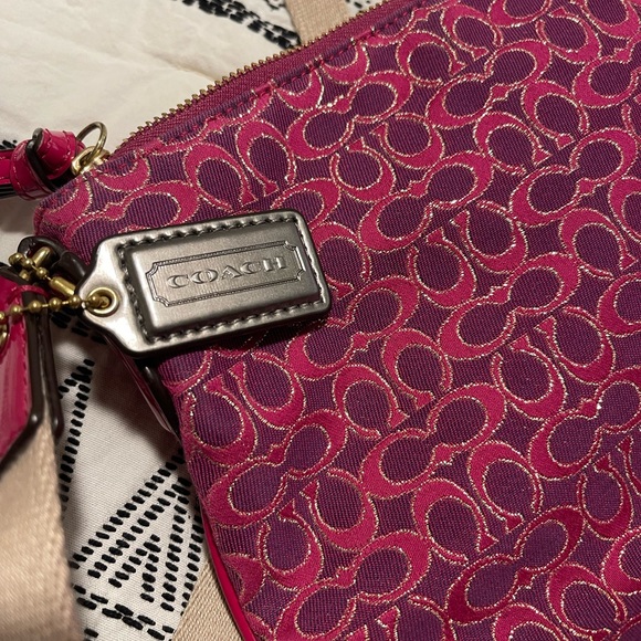 Coach Crossbody - Picture 4 of 4